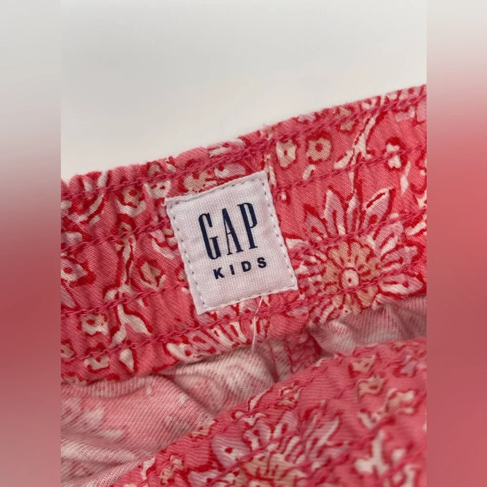 GAP KIDS: Pull-On Cargo Shorts, Pink Flower Print, Size Small